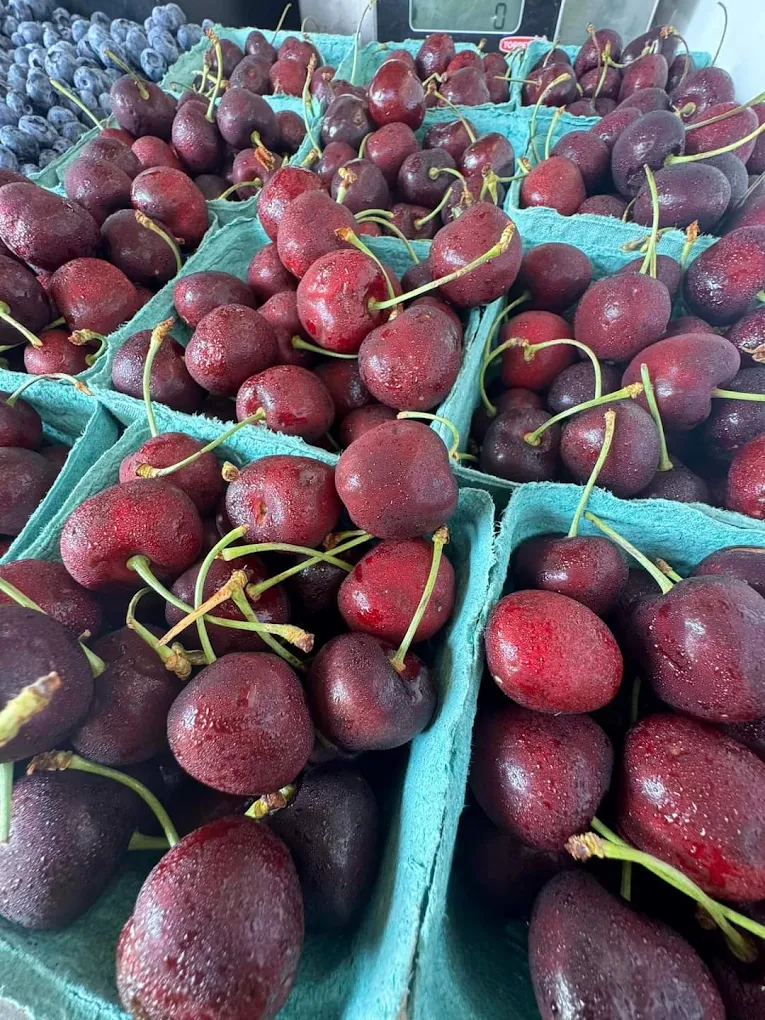 Champagne cherries
